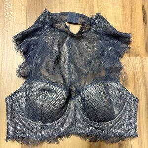 VICTORIAS SECRET DREAM ANGELS LINED METALLIC DEMI LACE BRA 34B  HIGH NECK